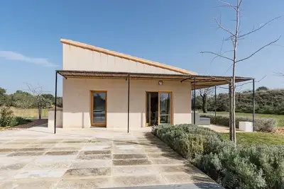 Image de Very Quiet Country House Near Inca
