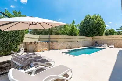 Image de Villa Ema - Elegant Villa with private pool surrounded by peaceful Istrian nature.