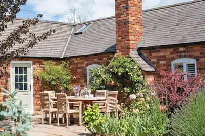 Image de Apple Tree Cottage - Charming Ground Floor Cotswold Cottage