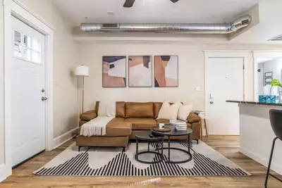 Image de Stylish Retreat | 2br Near Frick Park, Dining