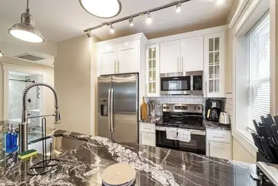 Image de Modern Apt w/ Netflix Near Downtown & Upmc