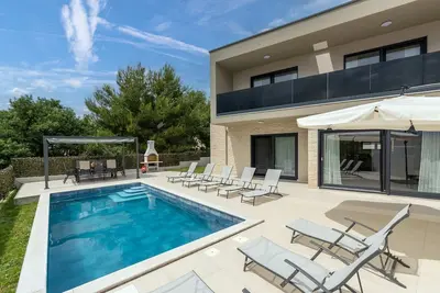 Image de Villa Bella (100661-K1) - Varvari