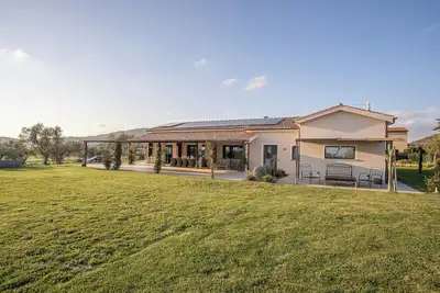 Image de Villa située dans les collines de la Maremme, à Capalbio