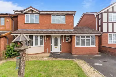 Image de Modern 5 Bed Fully Detached Guest House (with parking)