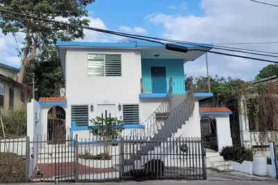 Image de Above the Plaza 7·Downtown Rincon·Ac Rooms for 6