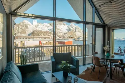 Image de Spectacular view sea front Henningsvær