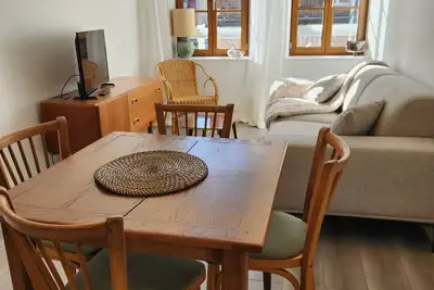 Image de Charmant triplex de 49 m2, plein centre ville du Neubourg avec terrasse
