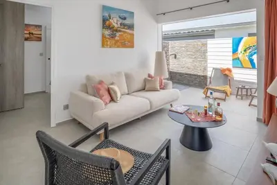 Image de Bungalow Ita – 2 Chambres | Piscine & Plage | Saint-François