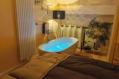 Image de 3-room cosy retreat with private sauna and whirlpool bath
