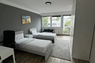 Image de Completely Renovated 3-Room Shared Apartment | 6 People | Offenbach