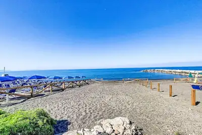 Image de Ginepro sul mare by Interhome