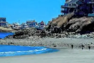 Image de Sleeps 5-6 - across from Nantasket Beach