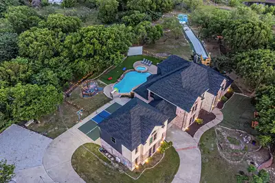Image de Retreat Mountain Peak | A Retreat Dfw Experience
