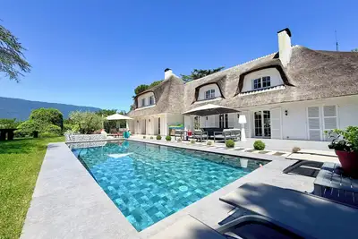 Image de Villa 8 personnes piscine proche lac