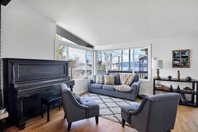 Image de Seattle Skyline & Lake Retreat | 3Bd/3Ba