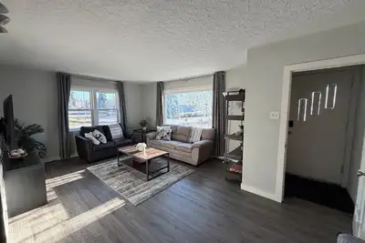 Image de Bright 2br Suite | Minutes to Downtown | Sleeps 4