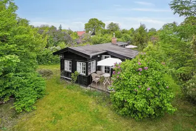 Image de Cozy holiday home close to the sea in Hundested