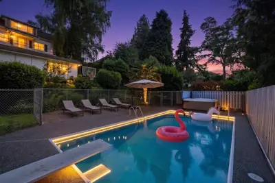 Image de Cozy Garden Suite w/ Pool & Hot Tub | Near Airport