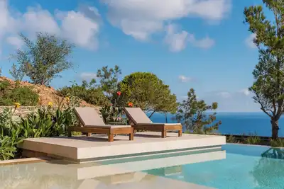 Image de Amberoza I - Sunlit Retreat 180° Seaview by etouri