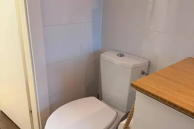 Image de Spacious Apartment Near Vienna Schwechat Airport I Parking & 2 Bedrooms