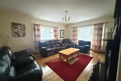 Image de Beautiful and spacious 4 bedroom Detached Bungalow in rural location