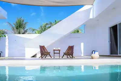 Image de Private Pool & Steps from the Beach |10 Guest