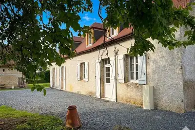 Image de Gîte rénové en campagne verdoyante - 10 pers.