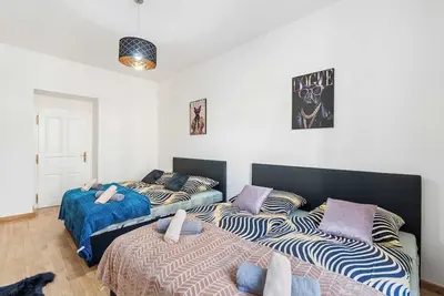Image de Big Boss Home Apartworld