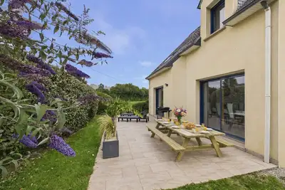 Image de Maison avec grand jardin et plancha - 8 pers