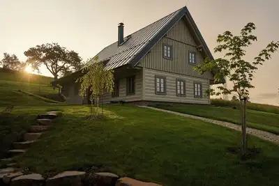 Image de Merveilleuse maison de vacances privée pour 14 personnes avec Wifi et vue panoramique