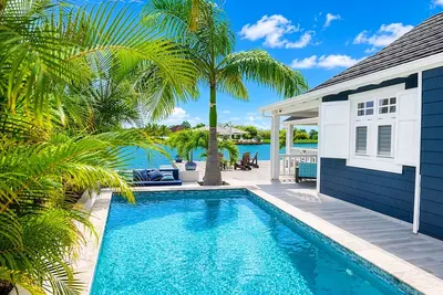 Image de Villa Tiga - Luxury Waterfront Villa with Pool & Private Dock in Jolly Harbour