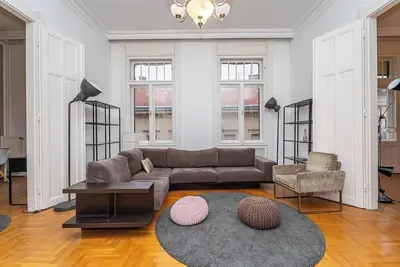 Image de 3 Bdr Heart of Budapest Central Apartment