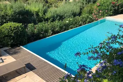Image de Villa « Les Bleuets » Magnifique vue mer - 8 couchages - Piscine à débordement