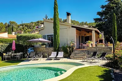 Image de Casa-La Tarente villa piscine et panorama vignes