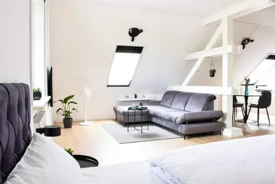 Image de stycoz - Modern loft - 60 m2 - Kitchen - Parking
