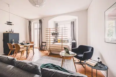 Image de Diente | Studio | Poznań Jeżyce | Balkon & Kamienica