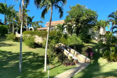 Image de French Mediterranean 2 bedroom Ocean View Pool Home in the Hills of Cabrera.