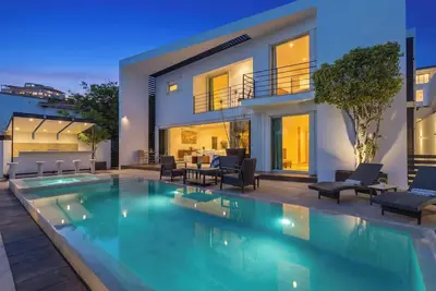 Image de Luxury 4br Villa in Pedregal | Minutes to Beach