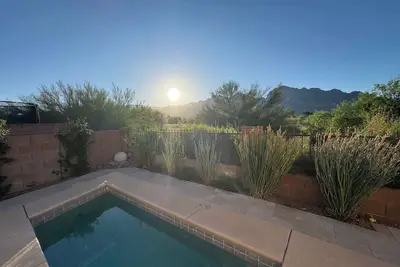 Image de Summer Rain Retreat | Pool & Catalina Views