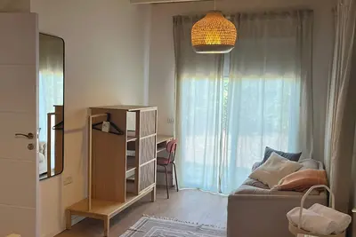 Image de Large Guesthouse 80m in lovely Ramot