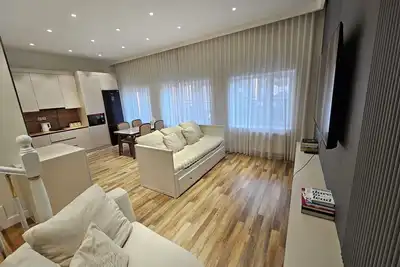 Image de Cozy 1-bedroom apartment in charming Ulaanbaatar with terrace and balcony view