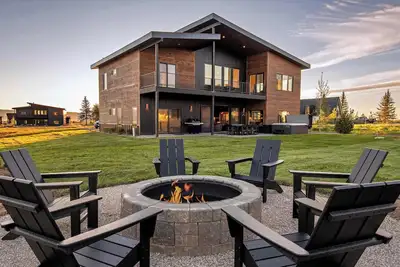 Image de Hot Tub • Fire Pit • Teton Views • National Parks