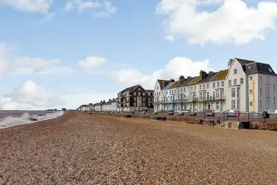 Image de 5 chambres à coucher à Hythe