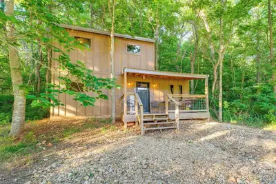 Image de Trails & Creek Access! Alexis Triple Nichols Cabin