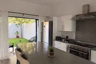Image de Serenity Falls Estate luxury 2 Bedroom Getaway