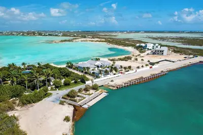 Image de Please Inquire Before Booking – Luxury Villa