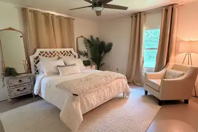 Image de Cozy Cottage on 9 tranquil acres in Wright City, Mo. Minutes to wedding venues!