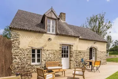 Image de Maison indépendante avec parking - Capacité non indiquée