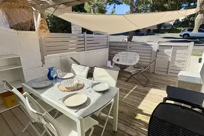 Image de Coquet pavillon piscine