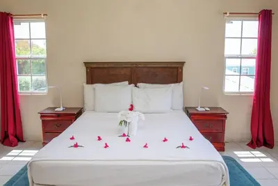 Image de Come stay at the beautiful Two Bedroom Apartment!